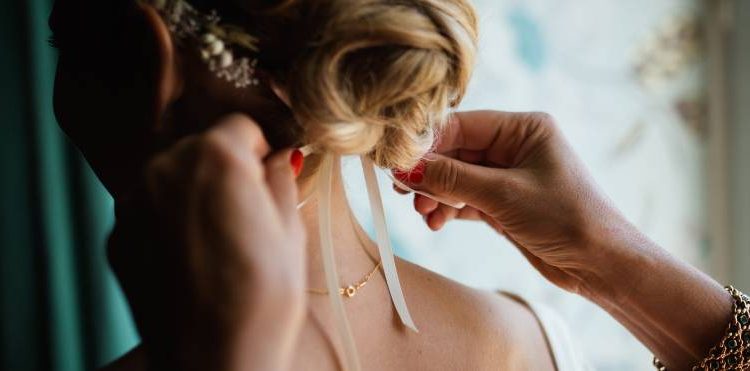 Coafuri de petrecere